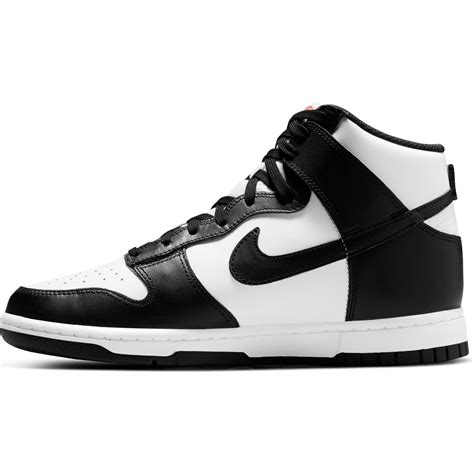 women's black and white nike.